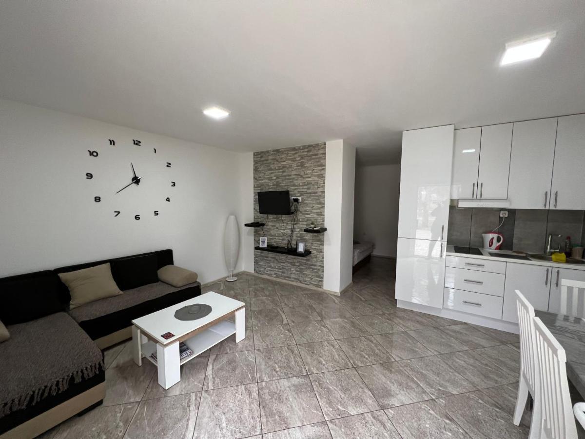 Aurora Apartment Sombor Ngoại thất bức ảnh